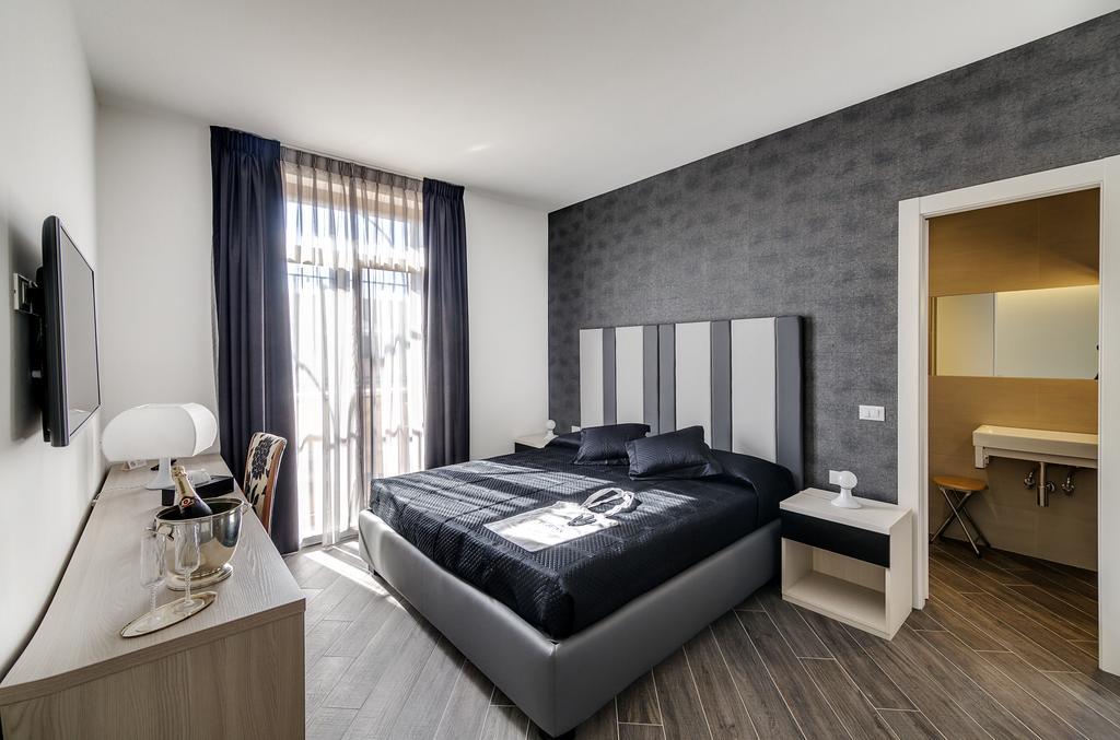 Blue Inn Luxury Suites Рим Стая снимка