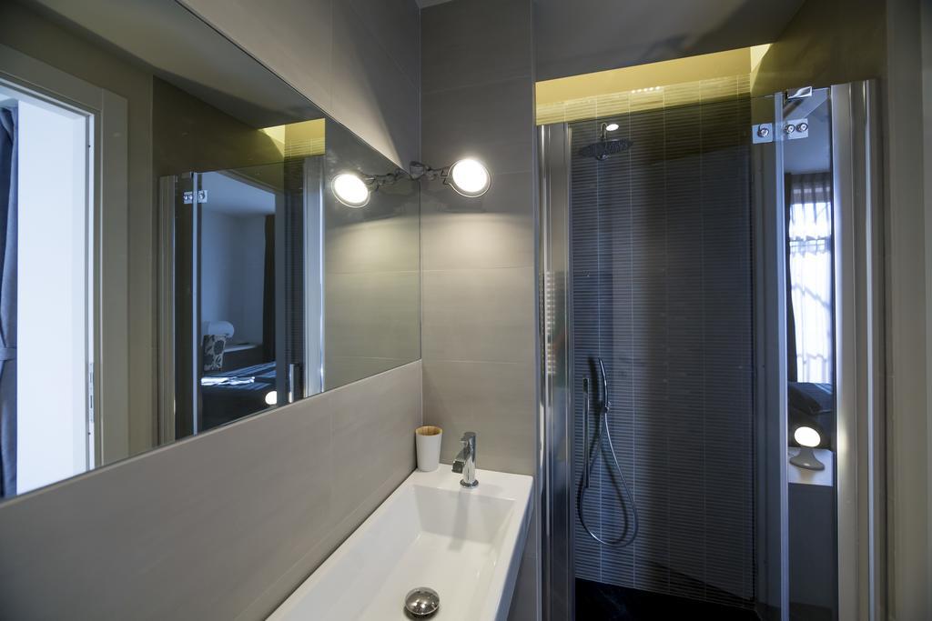 Blue Inn Luxury Suites Рим Стая снимка