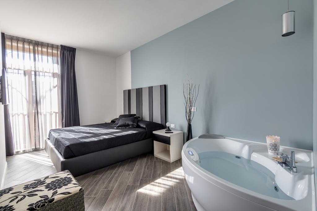 Blue Inn Luxury Suites Рим Стая снимка