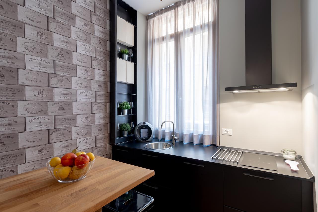 Blue Inn Luxury Suites Рим Екстериор снимка