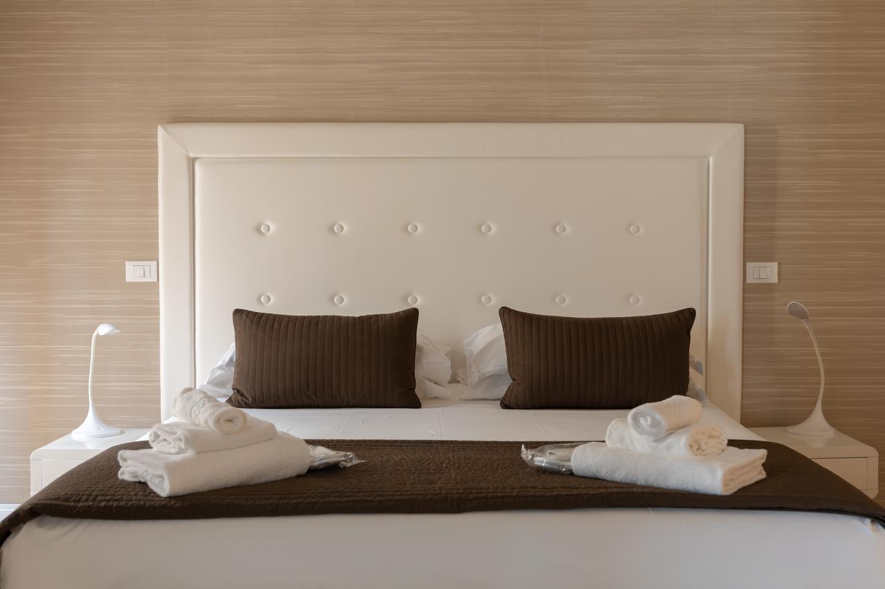 Blue Inn Luxury Suites Рим Екстериор снимка
