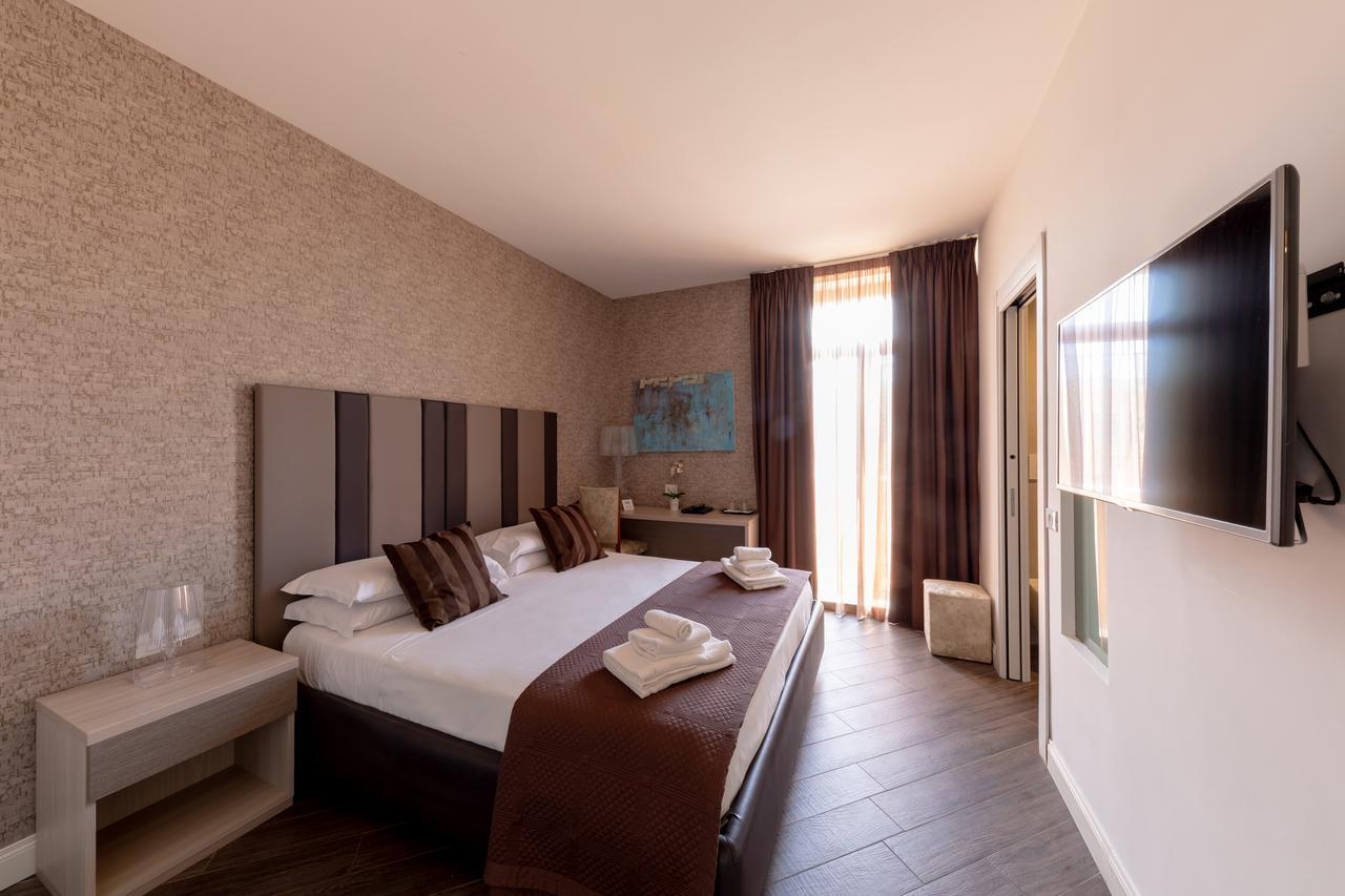 Blue Inn Luxury Suites Рим Екстериор снимка